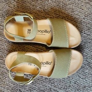 Papillon by Birkenstock size 38 Glenda sandals